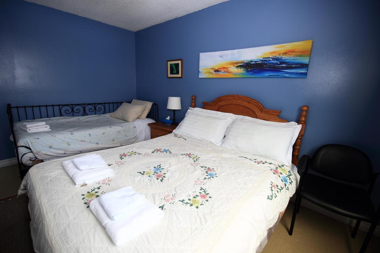 Jenny Guest House Йелоунайф Екстериор снимка